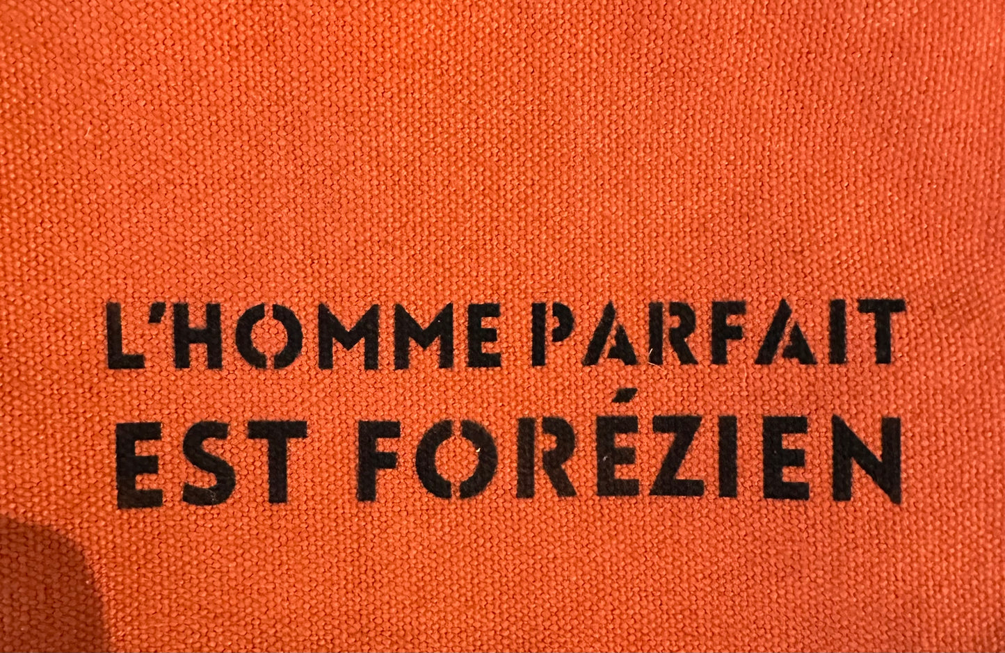 Trousse Oscar PM « l’homme parfait est Forézien »