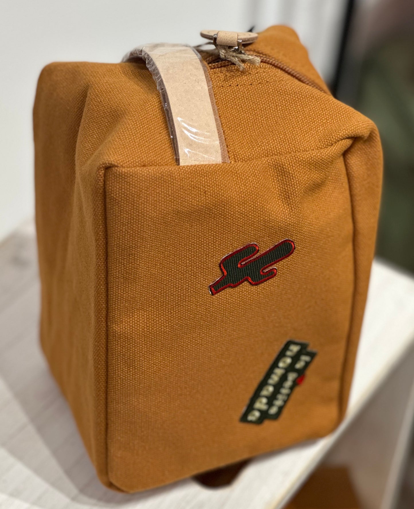 Trousse Oscar pm écusson LA PETITE NOMADE