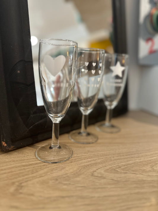 Lot de 6 flûtes « AMOUR BONHEUR »