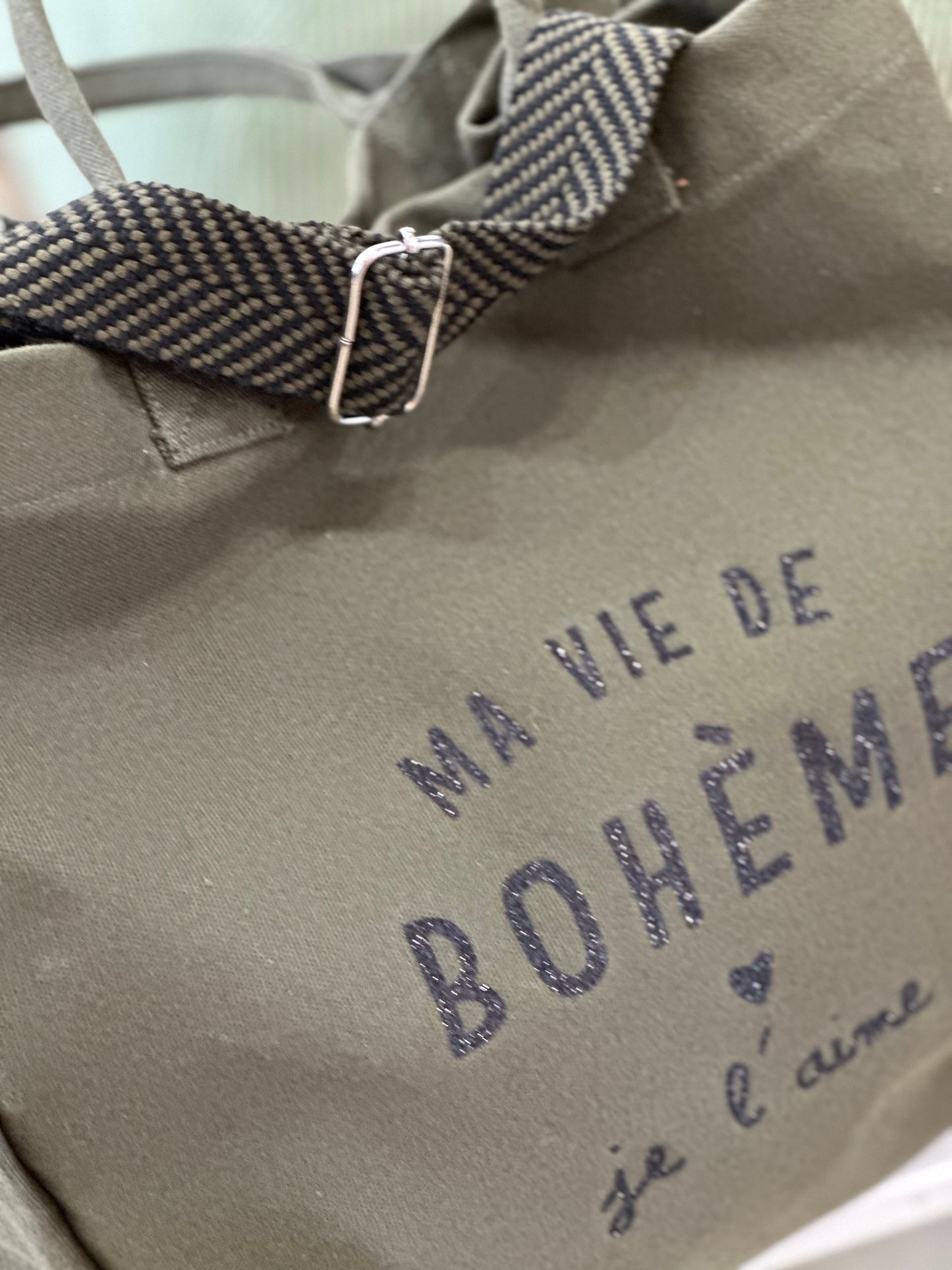 Sac roza « Ma vie de bohème, je l’aime »