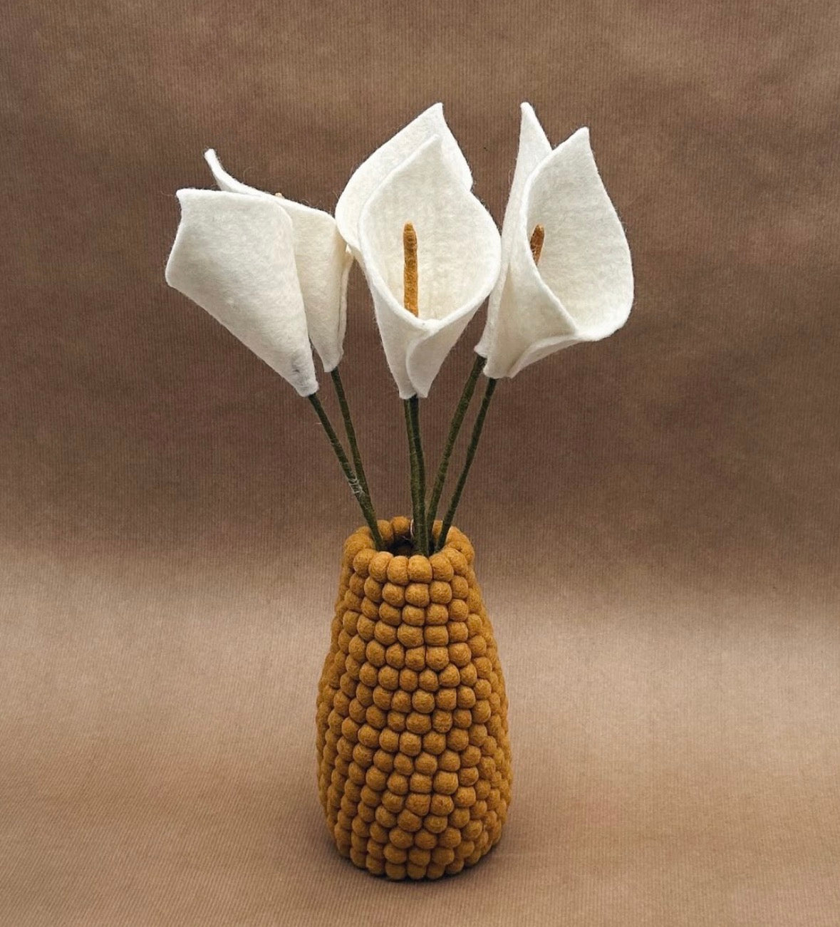 Vase fleurs en feutrine