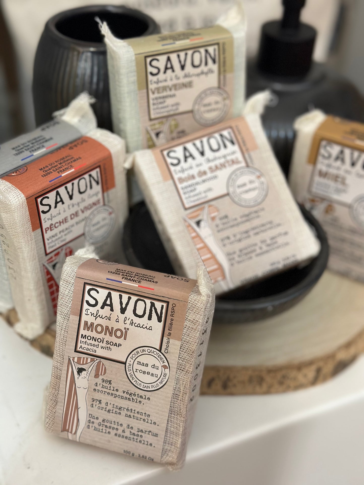 Savonnette Parfumée colorée Monoï