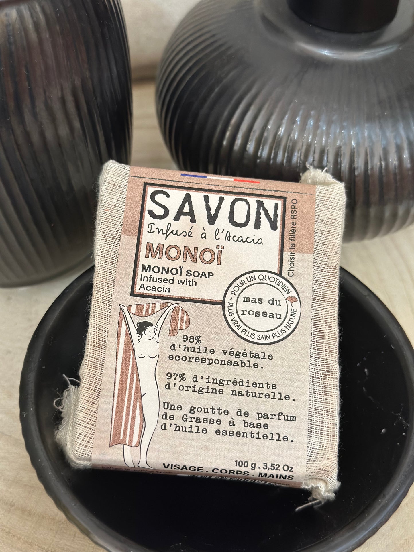 Savonnette Parfumée colorée Monoï