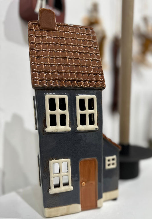 Maison Lumineuse en Céramique