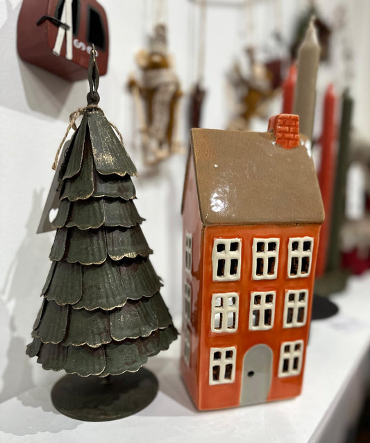 Maison Lumineuse en Céramique