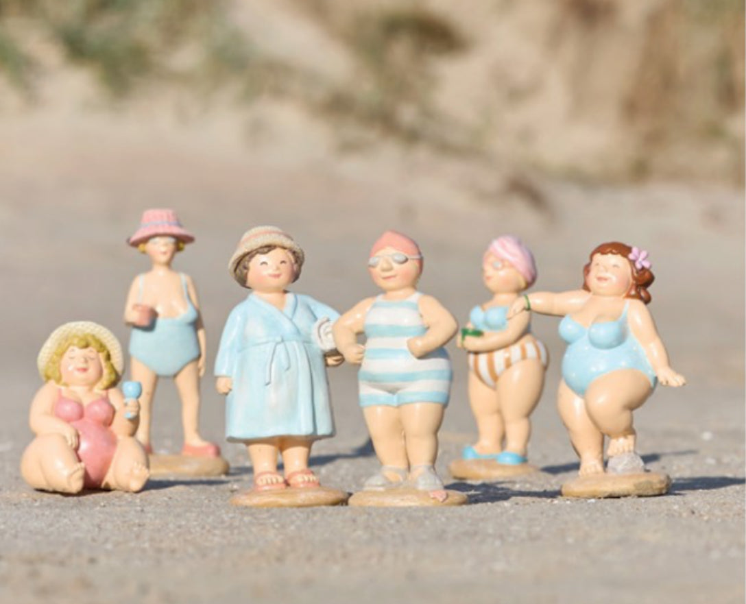 Figurines LES BAIGNEUSES