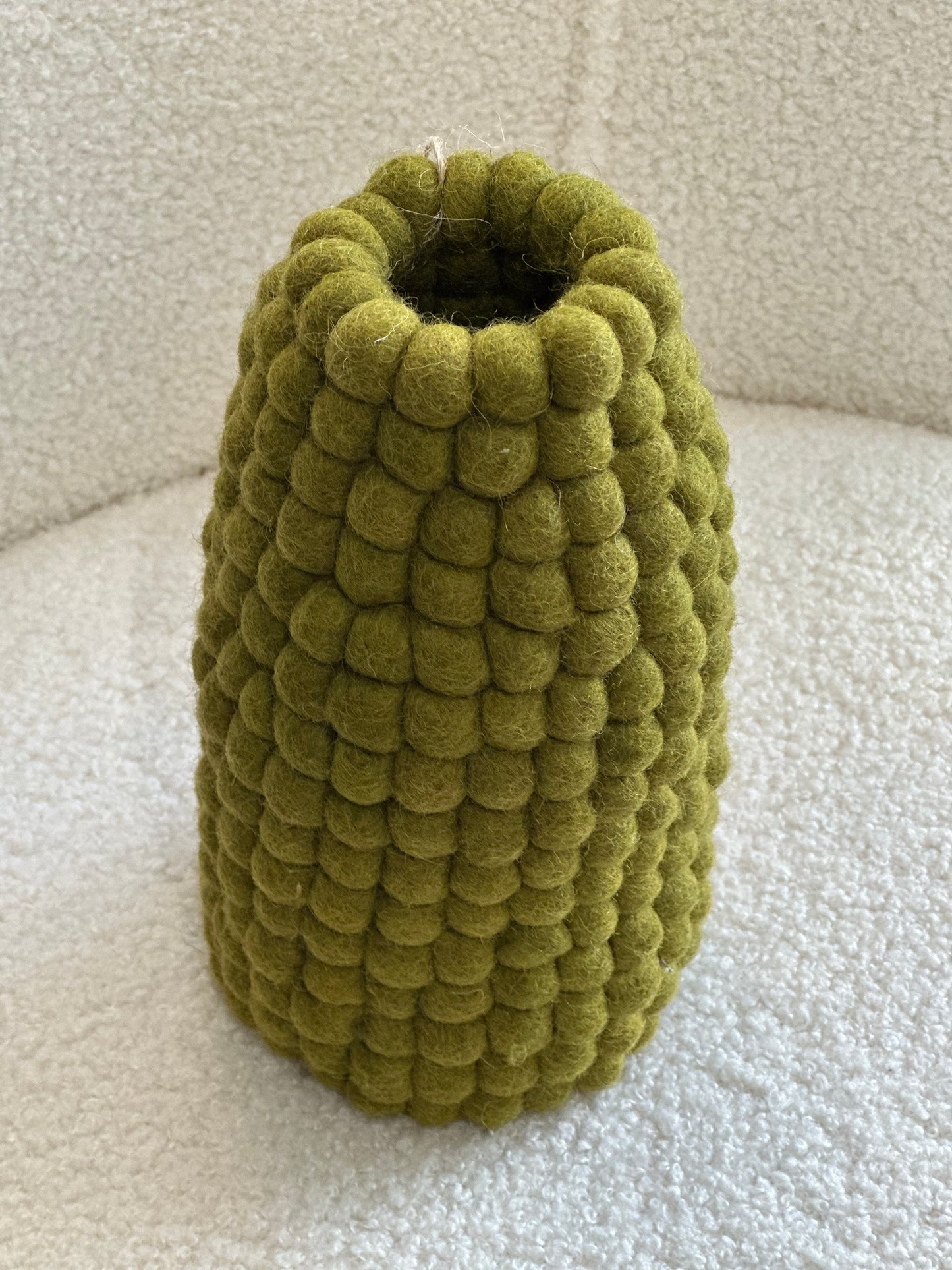 Vase fleurs en feutrine