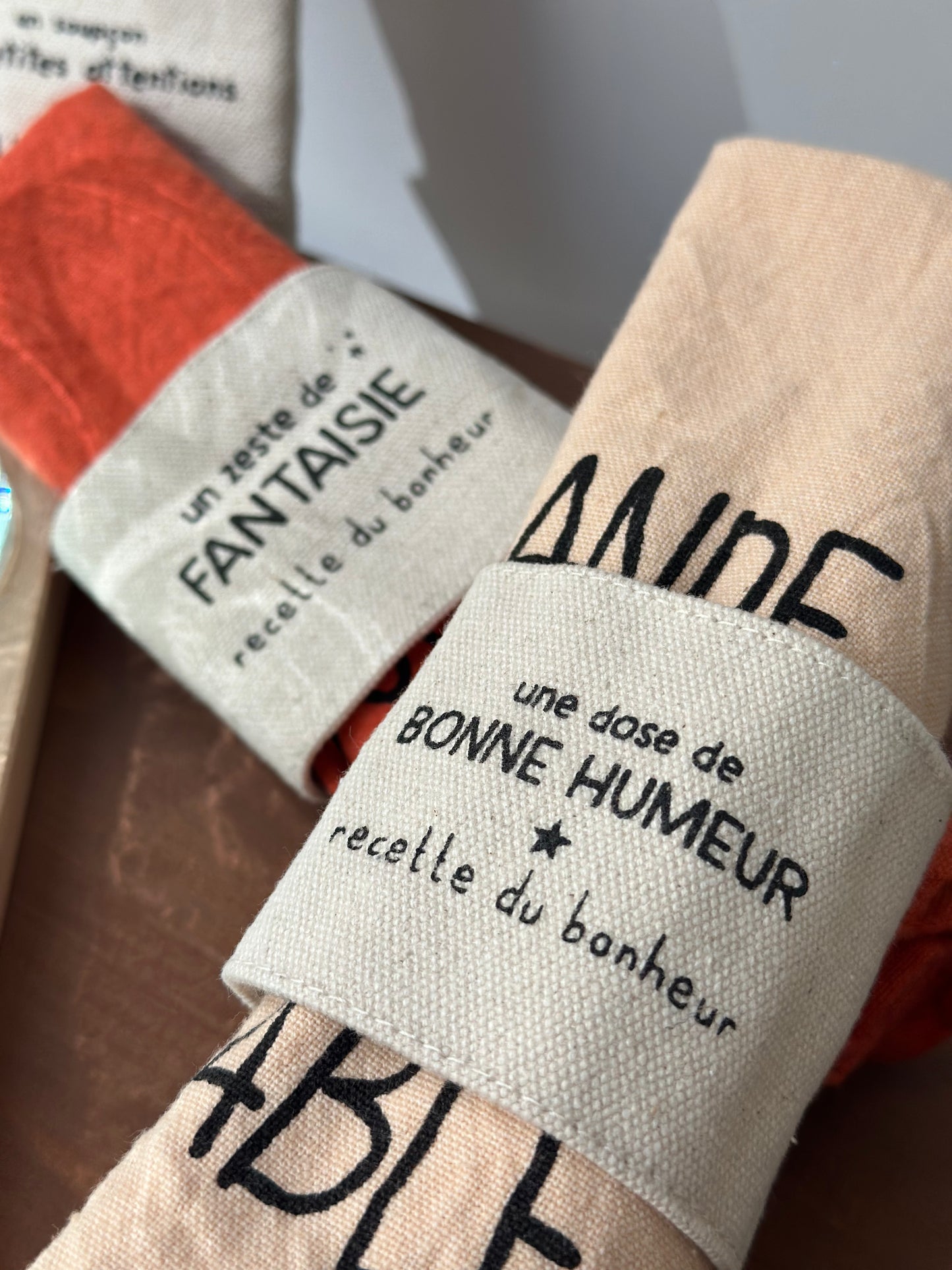 RONDS DE SERVIETTE